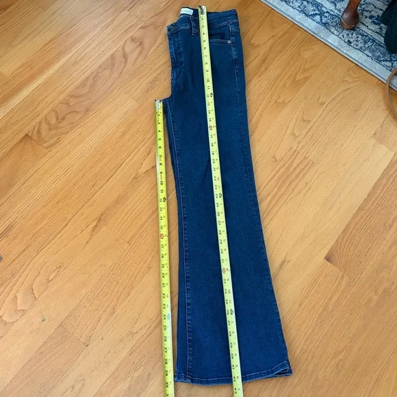 Frame The Icon Jean size 30 Loner dark wash flare